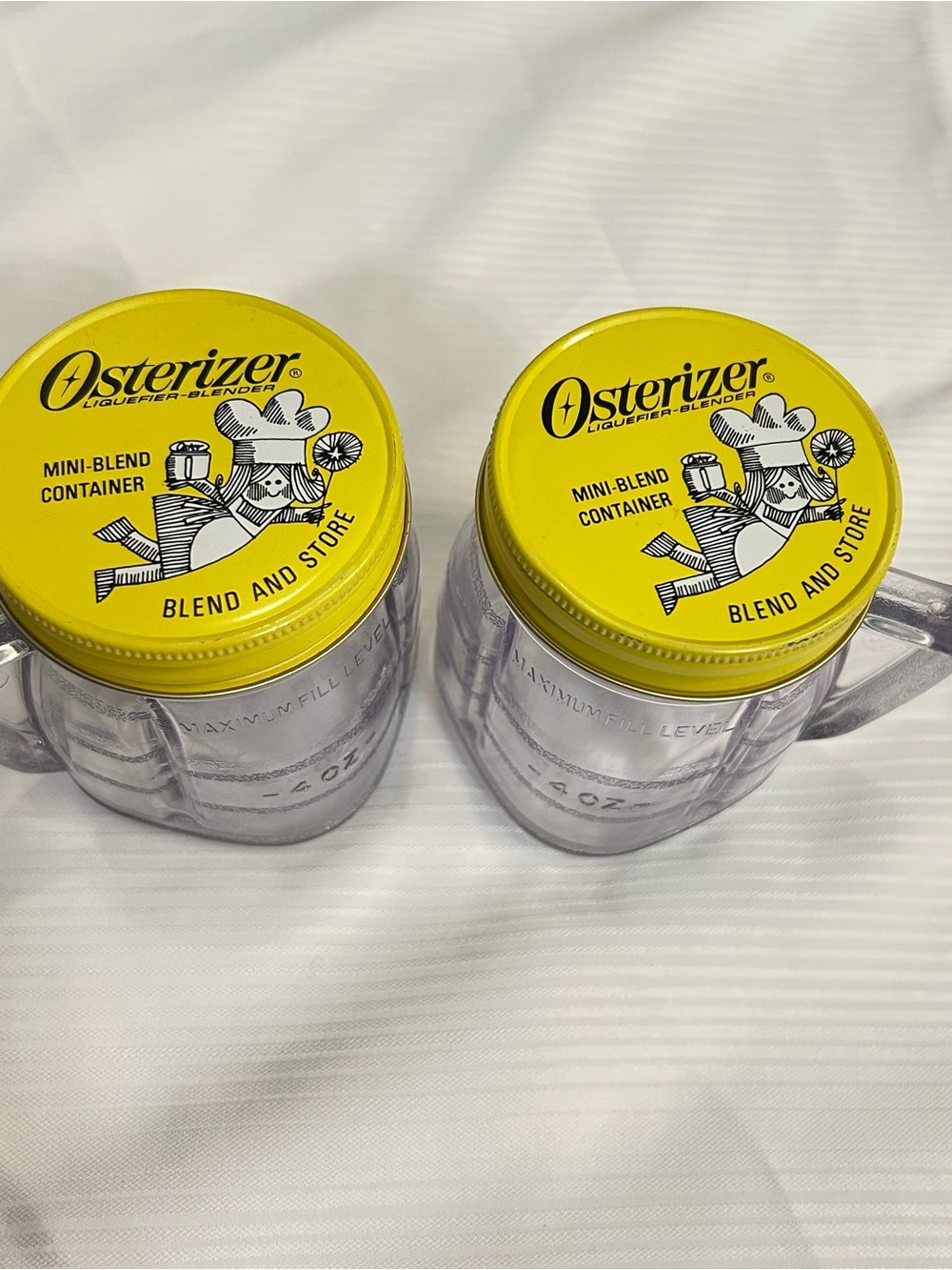 Vintage Osterizer Mini-Blend  8oz plastic Containers with Yellow Lids (Set of 2)